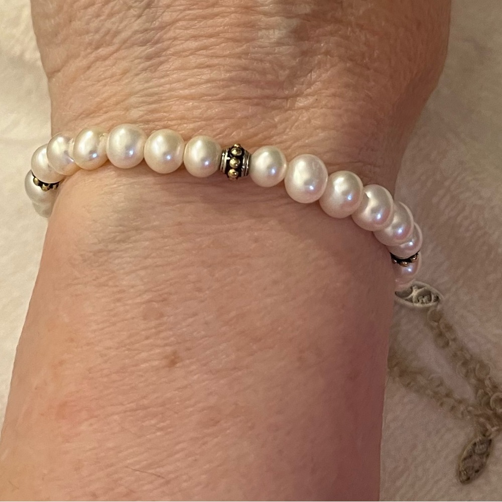 As is-Faux pearl silver tone charm bracelet Sz 6 3/4- jewelry